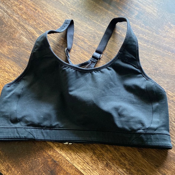Nike Sports Bra - Picture 1 of 6